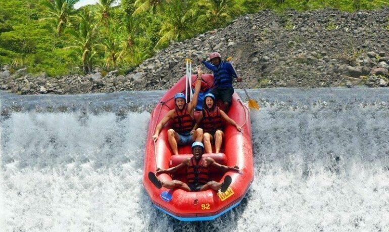 3 Reasons Why You Should Go Whitewater Rafting in Bali